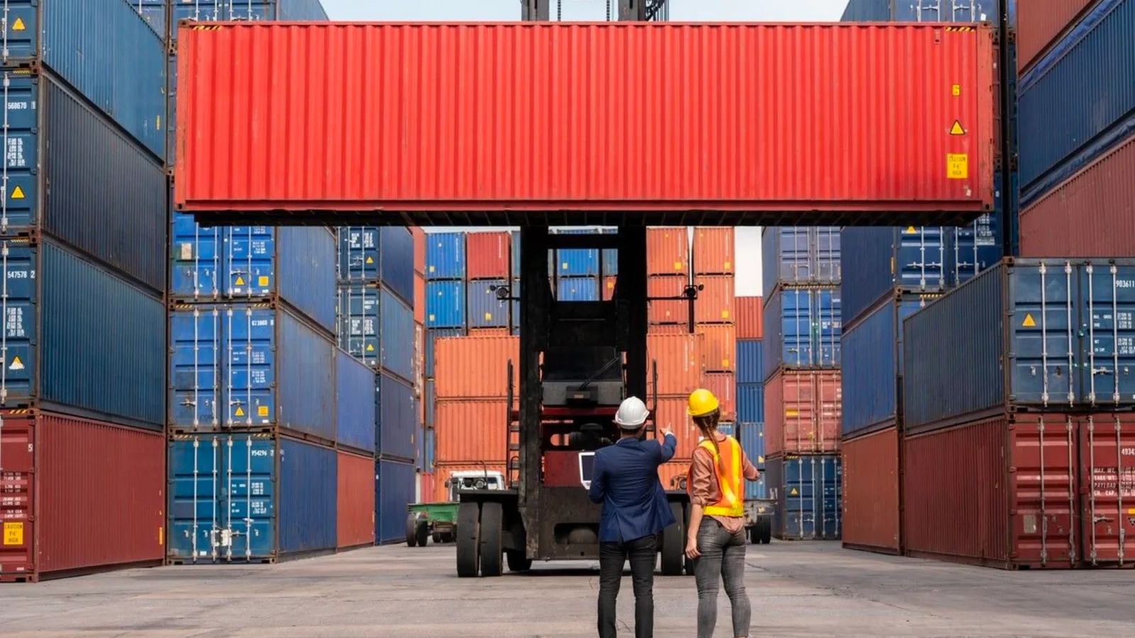 Making ports smarter and safer with lidar solutions in real-time